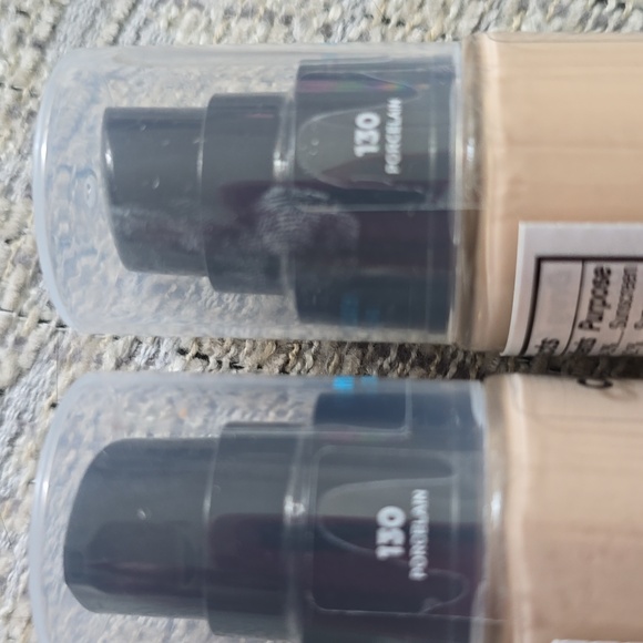 REVLON BRAND COLORSTAY LONGWEAR MAKEUP FOUNDATION #130 PORCELAIN BUNDLE OF 2 - Picture 6 of 7